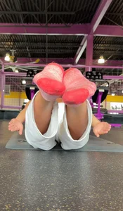Gym ass in sweats & socks (close up)