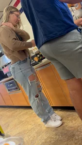 Caught By A Fresh Blonde Pawg, Then The Show Starts