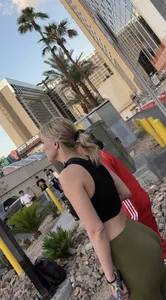 Green Leggings White Chick(OC)