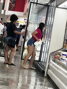Beautiful Latina booty short denim shorts  bonus fat ass spandex