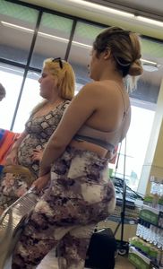 Latina with Fat Ass in Floral Leggings
