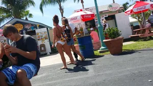 Bikini girls