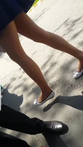 Teen Girl’s Legs in Flats Street Candid Photos Collection