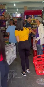 [Non OC] Market girls ass