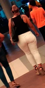 LATINA ASS