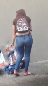Beautiful plain pants in thin women. LOOK AT IT!