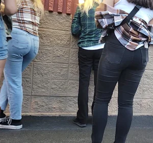 Cowgirls with shorts n jeans