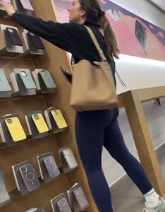 Gorgeous College girl in Tight Blue Leggings