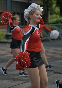Teen Cheerleader in Pantyhose And a Skirt