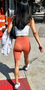 Slim chic sportin slight VTL in the city‼️