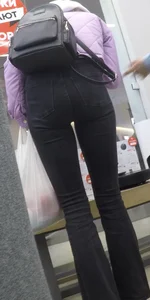 Juicy ass in black tight jeans and nice skinny legs street closeups