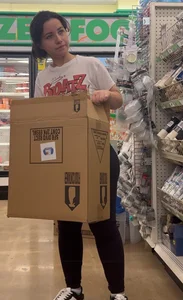 Cute Bare-Faced College PAWG with VPL on HEAVY ASS