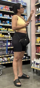 Petite cute milf in black shorts+vpl‼️
