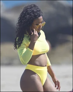 2 amazing candid black girls at the beach in thong bikinis with perfect asses