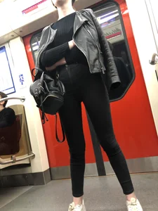 Hot Ass and Legs in Black Tight Jeans in the Subway Train Creep Closeups
