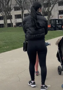 Latina milf slim fit tight black leggings VTL
