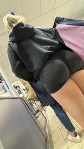 Deep wedgie gym girl shopping (OC)