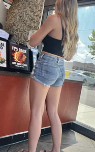Blondie at wing stop (oc)