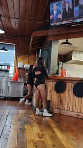 Hooters morning shift