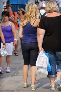 Blonde girl with a nice ass and vpl in leggings