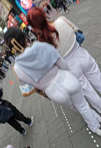 2 Friends, Times Square Ass