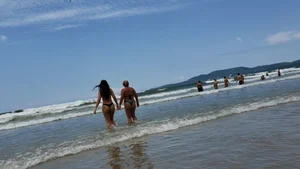 Brazillian beach creepshots, huge gallery of candid girls in swimsuits