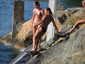 Bikini girls