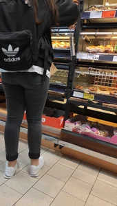 Teen looking for some buns
