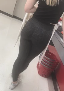 Pretty Blonde with nice ass bends in leggings: Summer Series