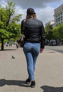 Chubby Girl in Tight Jeans Street Photo