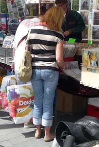 Street market booty in jeans creepshot