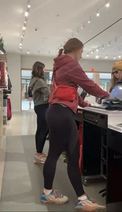 Lulu Worker with tight ass PART 5