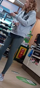Curly Blonde tight little ass