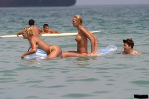 Beach voyeur babes in bikinis, thongs and topless
