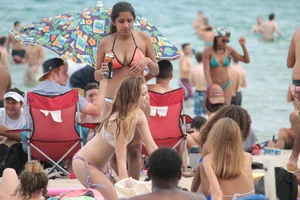 Sexy Florida girls in bikinis