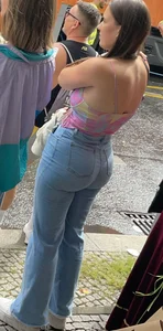 PAWG with perfect fat booty, packed in tight jeans (OC)