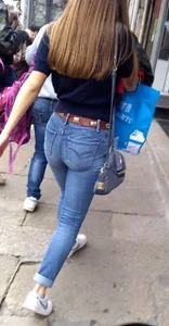 Good tight ass in jeans