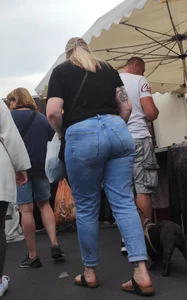 Thick blonde brick house has a massive ass
