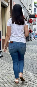 Compilation Big Ass Milf Tight Spandex Shiny Pants (not oc)