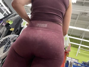 MILF Bubble Ass OC