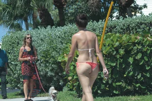 Another gallery of sexy Deerfield Beach girls in bikinis