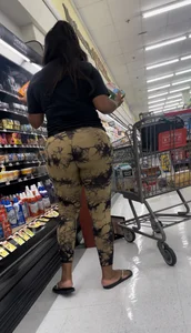 Thick ebony in tie dye leggings
