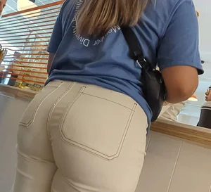 PAWG with big booty in white jeans