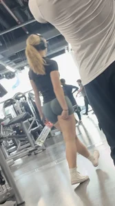 Big booty white gym girl