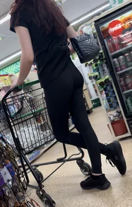 Slim Redhead nerd (vtl)