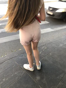 Sexy candid girl in shorts street creepshots