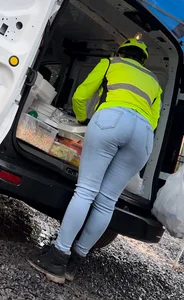 Latina food truck lady at the jobsite