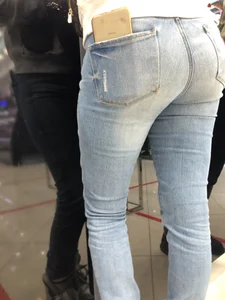 Juicy Milf’s Butt in Tight Blue Jeans at the Store Creepshots Gallery