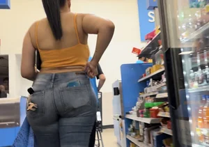 Phat Ass Puerto Rican Milf Can’t stop bending over in front of me / AE Jeans / Walmart