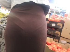 Ass in a Skirt VPL Closeup Creepshot at the Supermarket